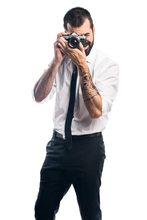 Zdjęcie pana z aparatem fotograficznym - Olivia fotografia